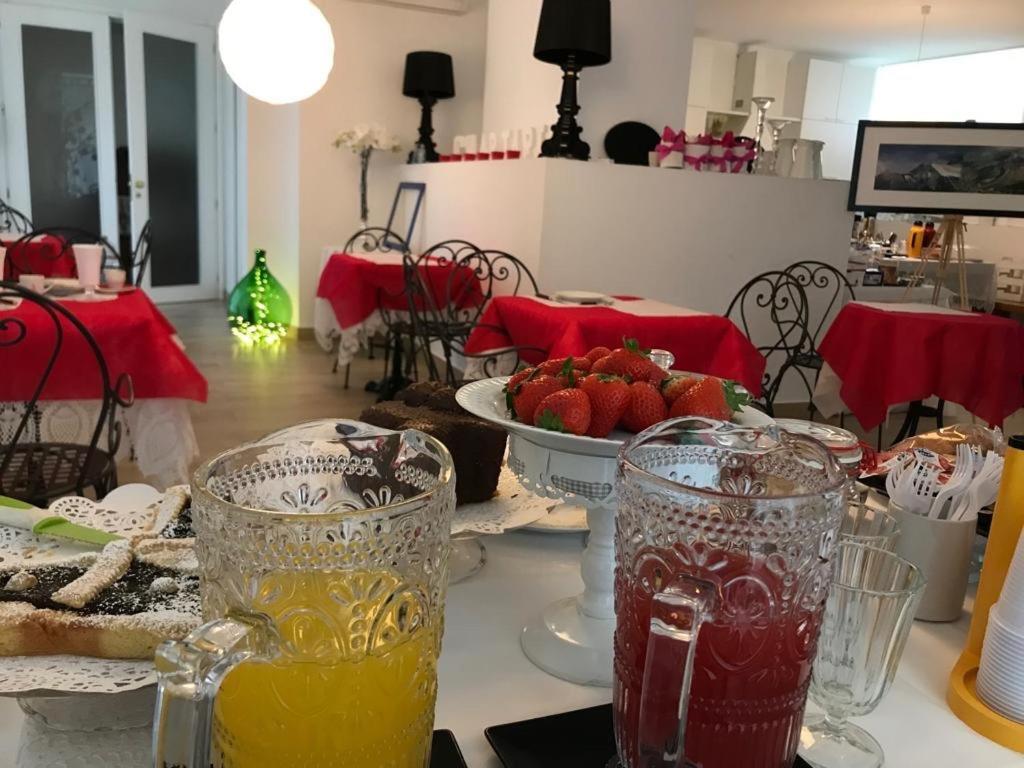 Ascoli Bonjour B&B & Apartments Parcheggio Privato & Giardino Ascoli Piceno Eksteriør bilde